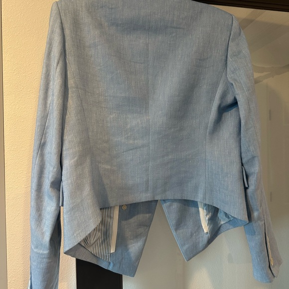 Veronica Beard Sky Blue Blazer size 10 linen. Worn once!! - Picture 3 of 6